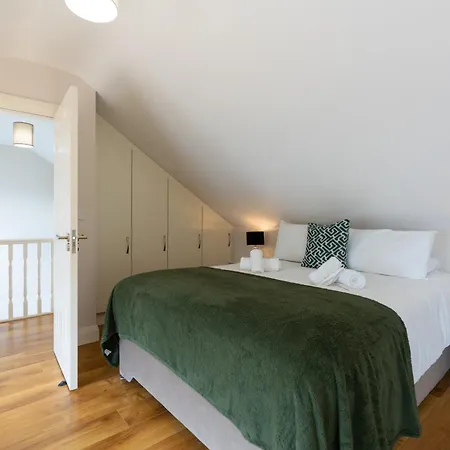 No 59 - Luxury Townhouse *